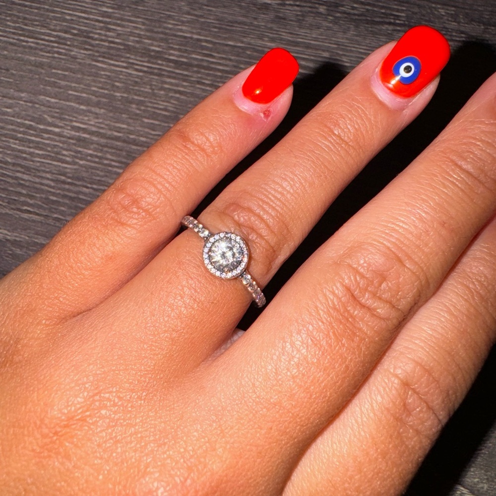 Pandora Ring